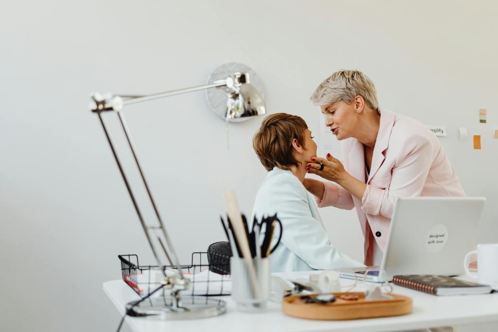 Workplace romances remind us that work is like a relationshop. (Pexels)