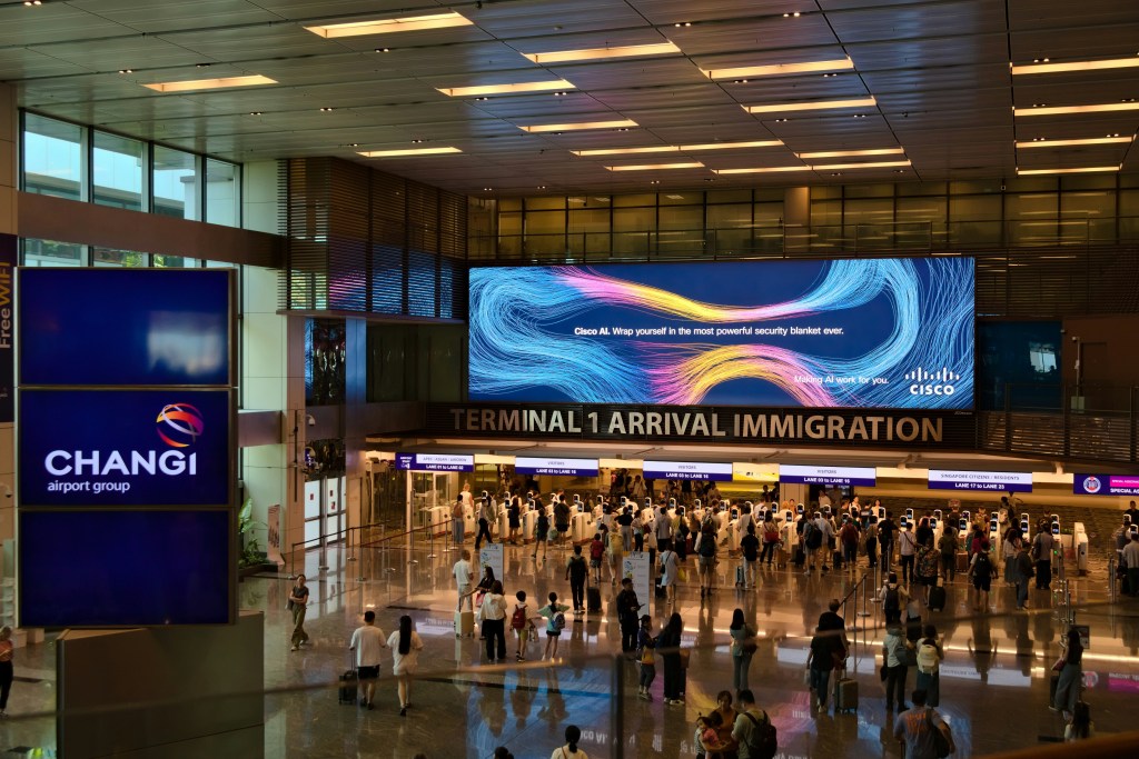 Protect your boundaries like how countries protect their borders. (Unsplash)